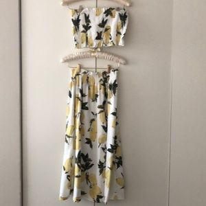 Lemon-patterned two piece skirt and top